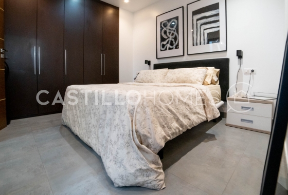 Herverkoop - Appartement / flat - Torrevieja - Centro