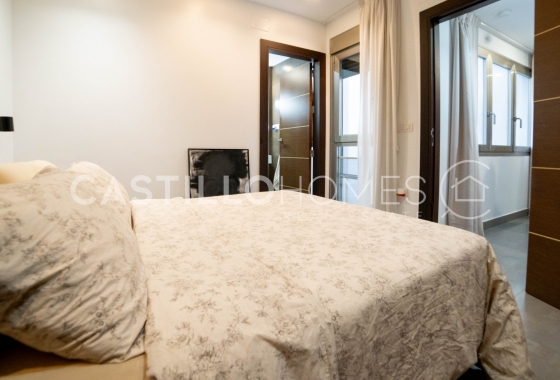 Herverkoop - Appartement / flat - Torrevieja - Centro
