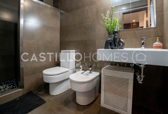 Herverkoop - Appartement / flat - Torrevieja - Centro