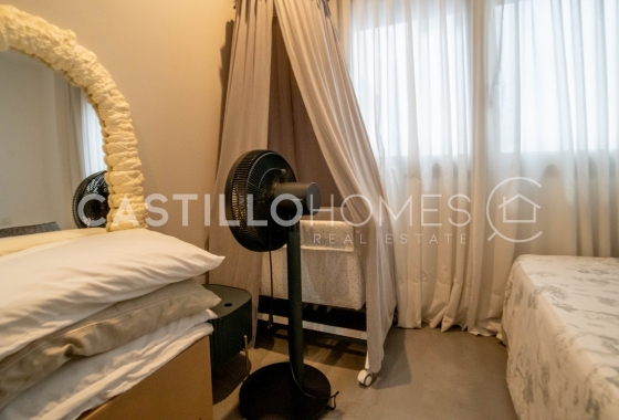 Herverkoop - Appartement / flat - Torrevieja - Centro