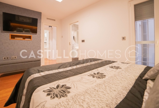 Herverkoop - Appartement / flat - Torrevieja - Centro