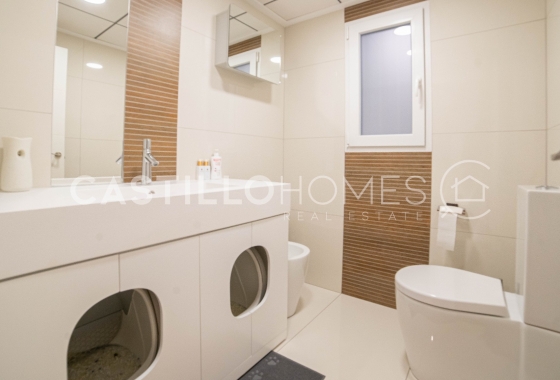 Herverkoop - Appartement / flat - Torrevieja - Centro