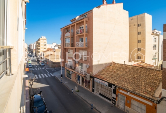 Herverkoop - Appartement / flat - Torrevieja - Centro