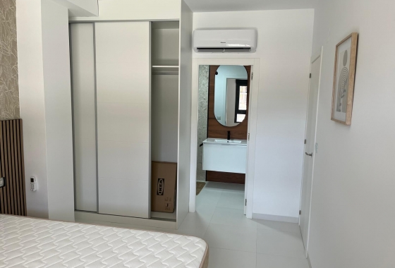 Resale - Apartment / flat - San Miguel de Salinas