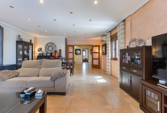 Herverkoop - Villa - Los Montesinos - La Herrada