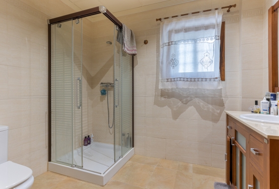 Herverkoop - Villa - Los Montesinos - La Herrada