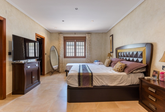 Herverkoop - Villa - Los Montesinos - La Herrada