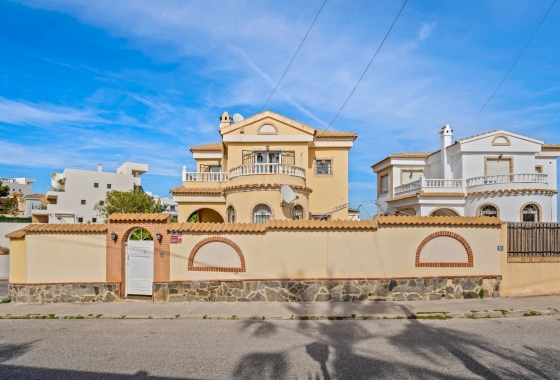 Herverkoop - Villa - Orihuela Costa - Costa Blanca