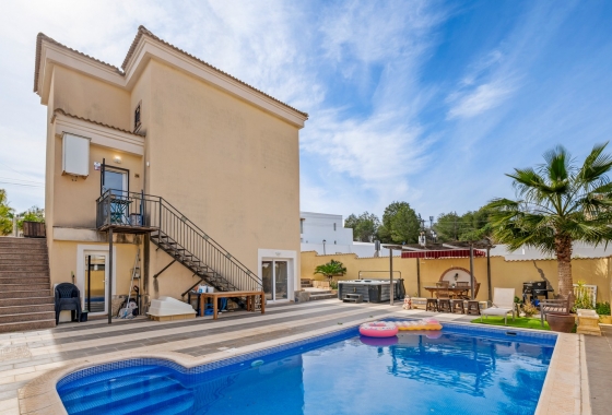Herverkoop - Villa - Orihuela Costa - Costa Blanca