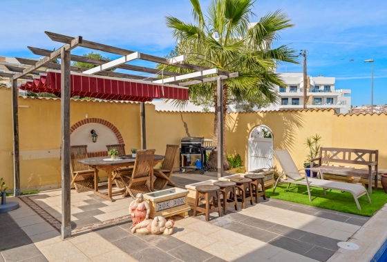 Herverkoop - Villa - Orihuela Costa - Costa Blanca