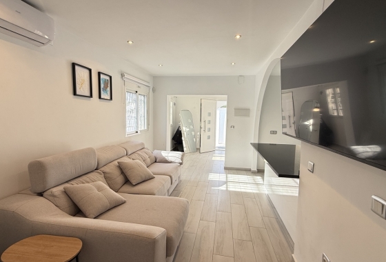 Herverkoop - Villa - Orihuela Costa - Costa Blanca