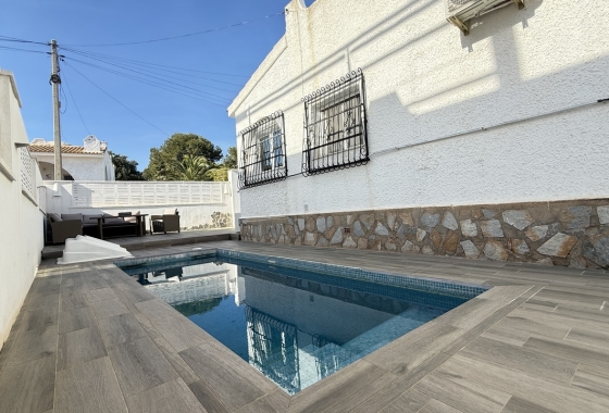 Herverkoop - Villa - Orihuela Costa - Costa Blanca