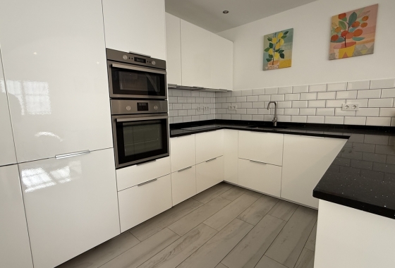 Herverkoop - Villa - Orihuela Costa - Costa Blanca