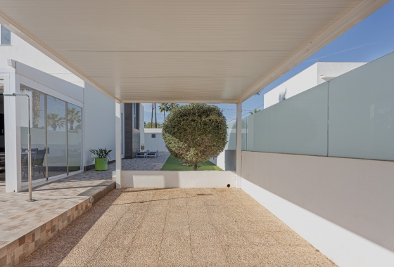 Återförsäljning - Villa - Orihuela Costa - Costa Blanca