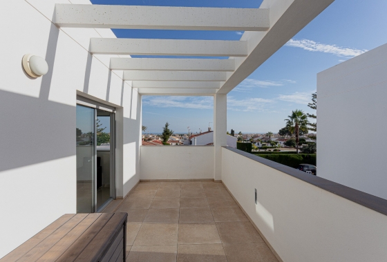 Återförsäljning - Villa - Orihuela Costa - Costa Blanca