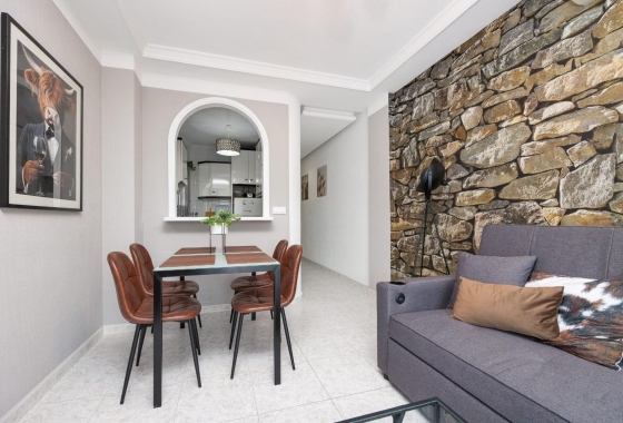 Återförsäljning - Lägenhet / lägenhet - Torrevieja - Estacion De Autobuses