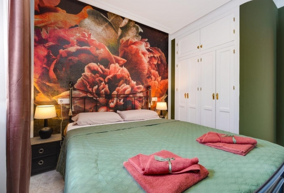 Återförsäljning - Lägenhet / lägenhet - Torrevieja - Estacion De Autobuses