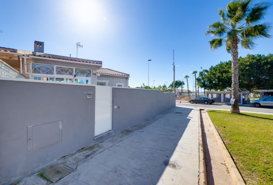 Återförsäljning - Radhus - Torrevieja - aguas nuevas