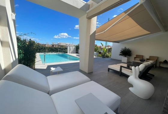 Återförsäljning - Villa - Algorfa - Club De Golf La Finca