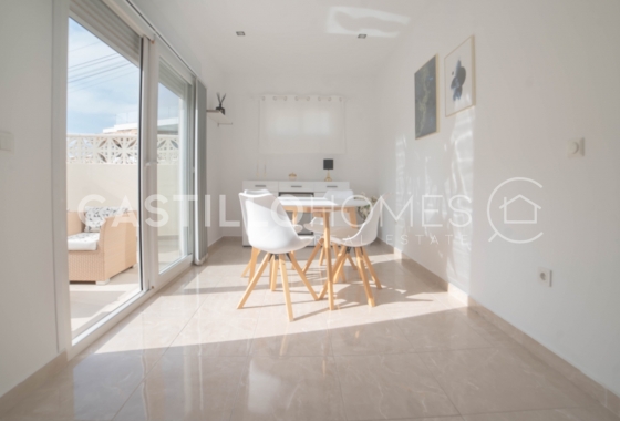 Resale - Bungalow - Torrevieja - aguas nuevas