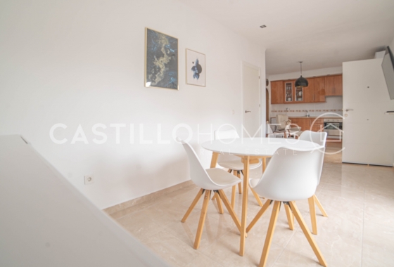 Resale - Bungalow - Torrevieja - aguas nuevas