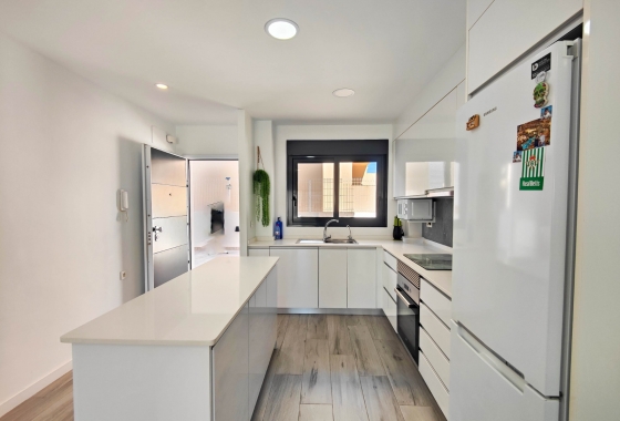 Resale - Apartment / flat - Guardamar del Segura - Costa Blanca