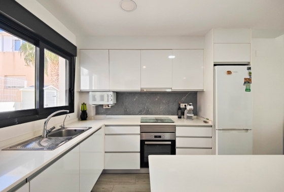 Resale - Apartment / flat - Guardamar del Segura - Costa Blanca