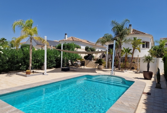 Resale - Villa - San Fulgencio - El Oasis