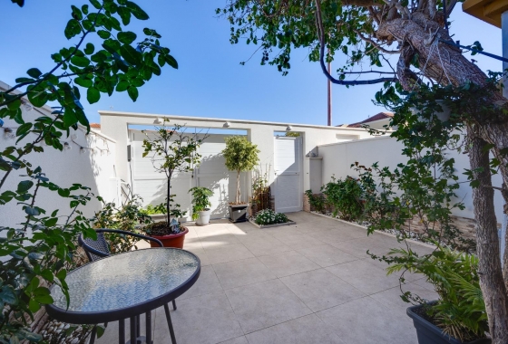 Resale - Townhouse - Torrevieja - aguas nuevas