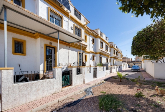Resale - Townhouse - Torrevieja - aguas nuevas