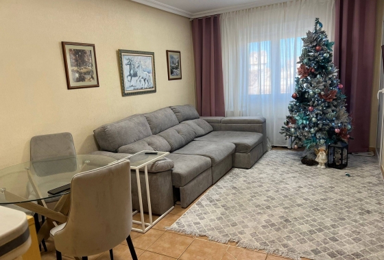 Resale - Apartment / flat - Torrevieja - aguas nuevas