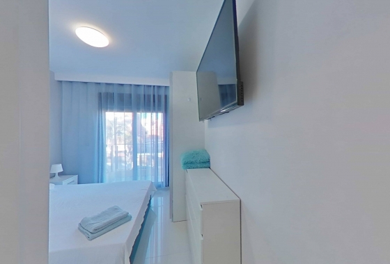 Resale - Apartment / flat - Pilar de la Horadada - La Torre De La Horadada