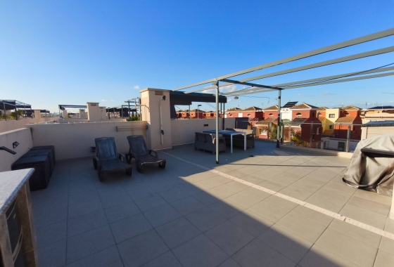 Resale - Apartment / flat - Pilar de la Horadada - La Torre De La Horadada