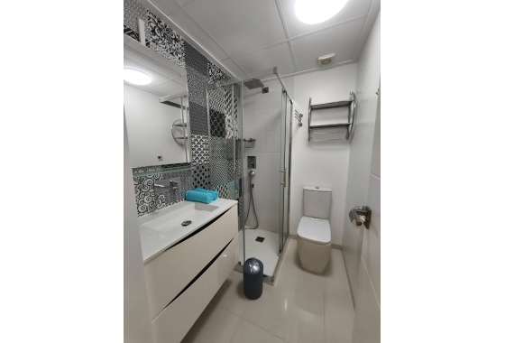 Resale - Apartment / flat - Pilar de la Horadada - La Torre De La Horadada