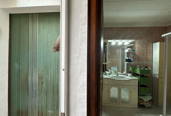 Resale - Apartment / flat - Torrevieja - Estacion De Autobuses