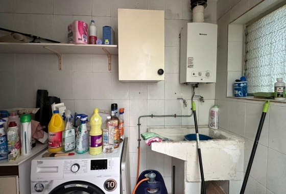 Resale - Apartment / flat - Torrevieja - Estacion De Autobuses