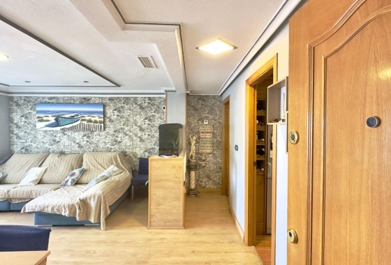 Resale - Apartment / flat - Torrevieja