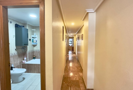 Resale - Apartment / flat - Torrevieja