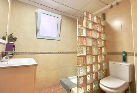 Resale - Apartment / flat - Torrevieja