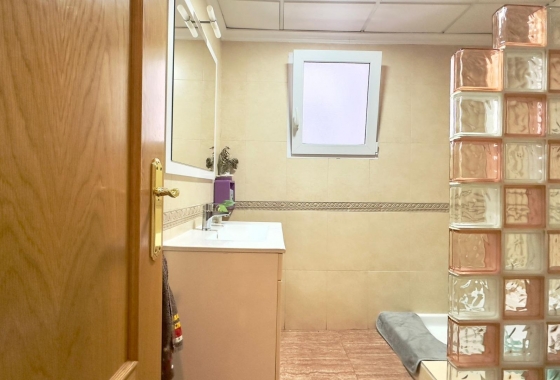 Resale - Apartment / flat - Torrevieja