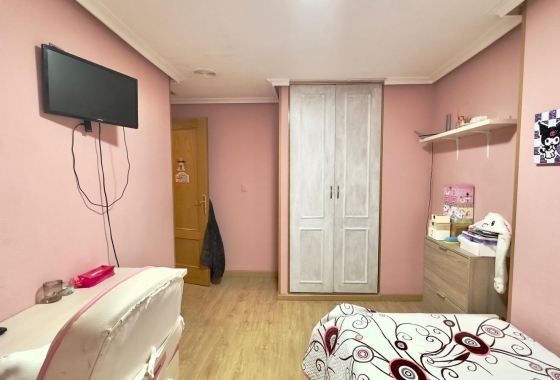 Resale - Apartment / flat - Torrevieja