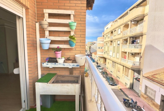 Resale - Apartment / flat - Torrevieja