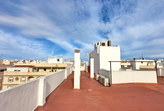 Resale - Apartment / flat - Torrevieja