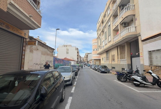 Resale - Apartment / flat - Torrevieja