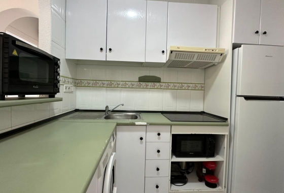 Resale - Bungalow - Orihuela Costa - Los Almendros-la Florida