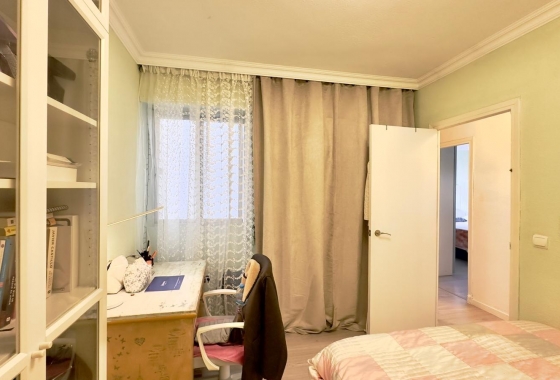 Resale - Apartment / flat - Torrevieja - Centro
