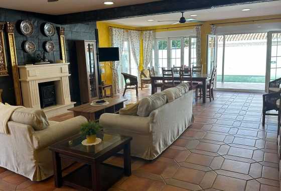 Resale - Villa - La Manga del Mar Menor - Playa Principe