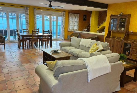 Resale - Villa - La Manga del Mar Menor - Playa Principe