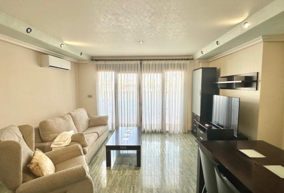 Reventa - Ático - Torrevieja