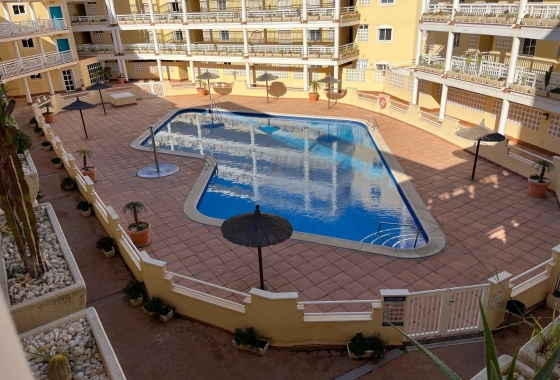 Resale - Apartment / flat - Orihuela Costa - Campoamor